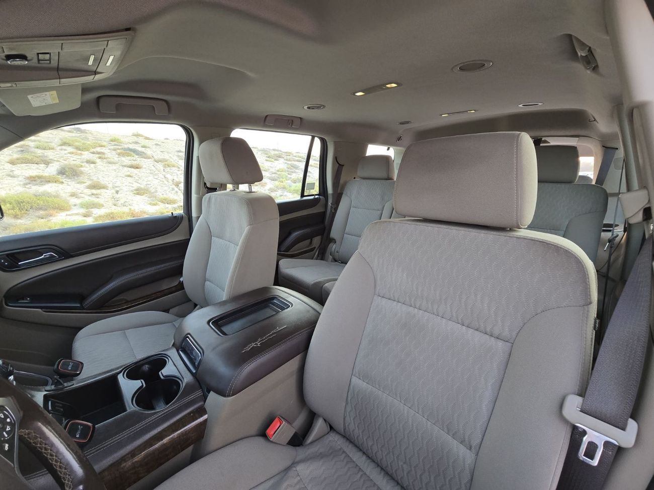 Chevrolet Tahoe LS 5.3L 4WD (8 Seater) CHEVROLET TAHOE LT 2018 GCC 2KEYS // PERFECT CONDITION