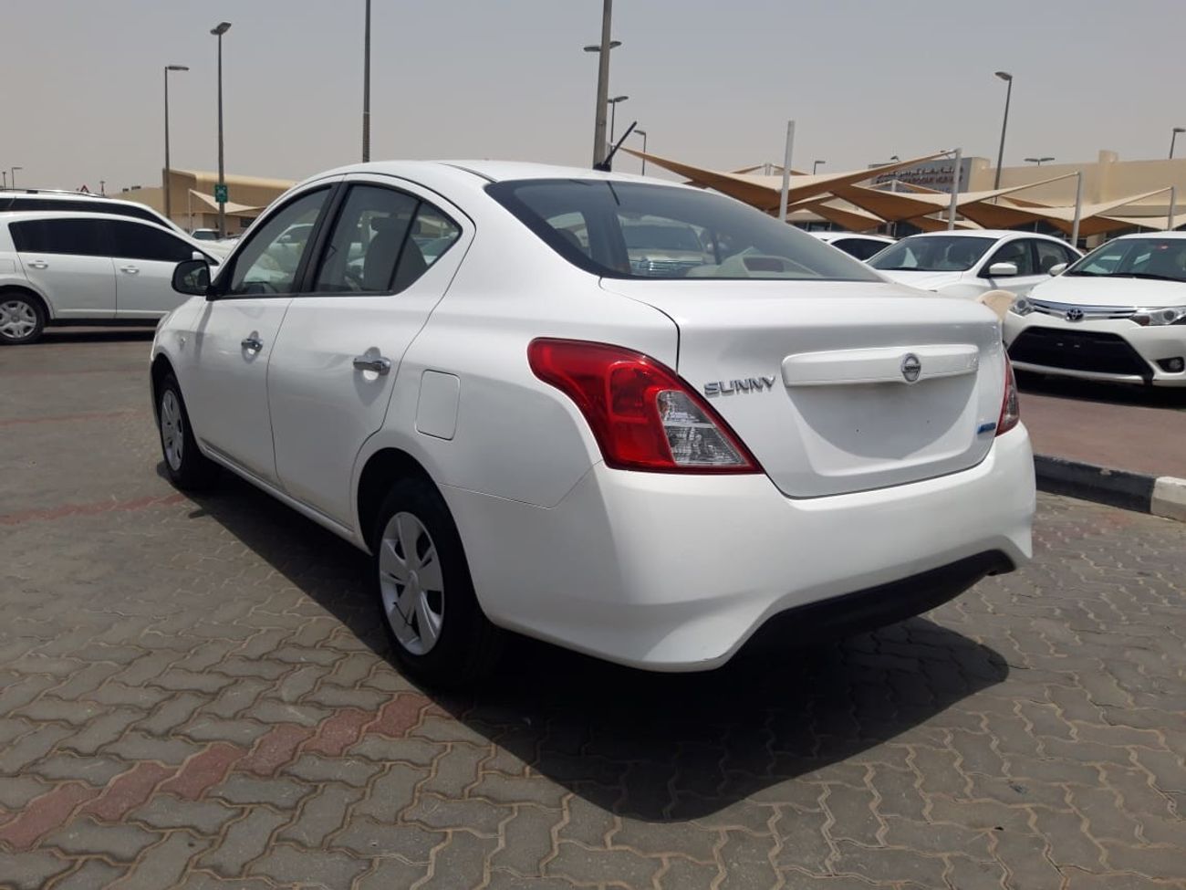 Nissan Sunny we offer : * Car finance services on banks * Extended warranty * Registration / export services