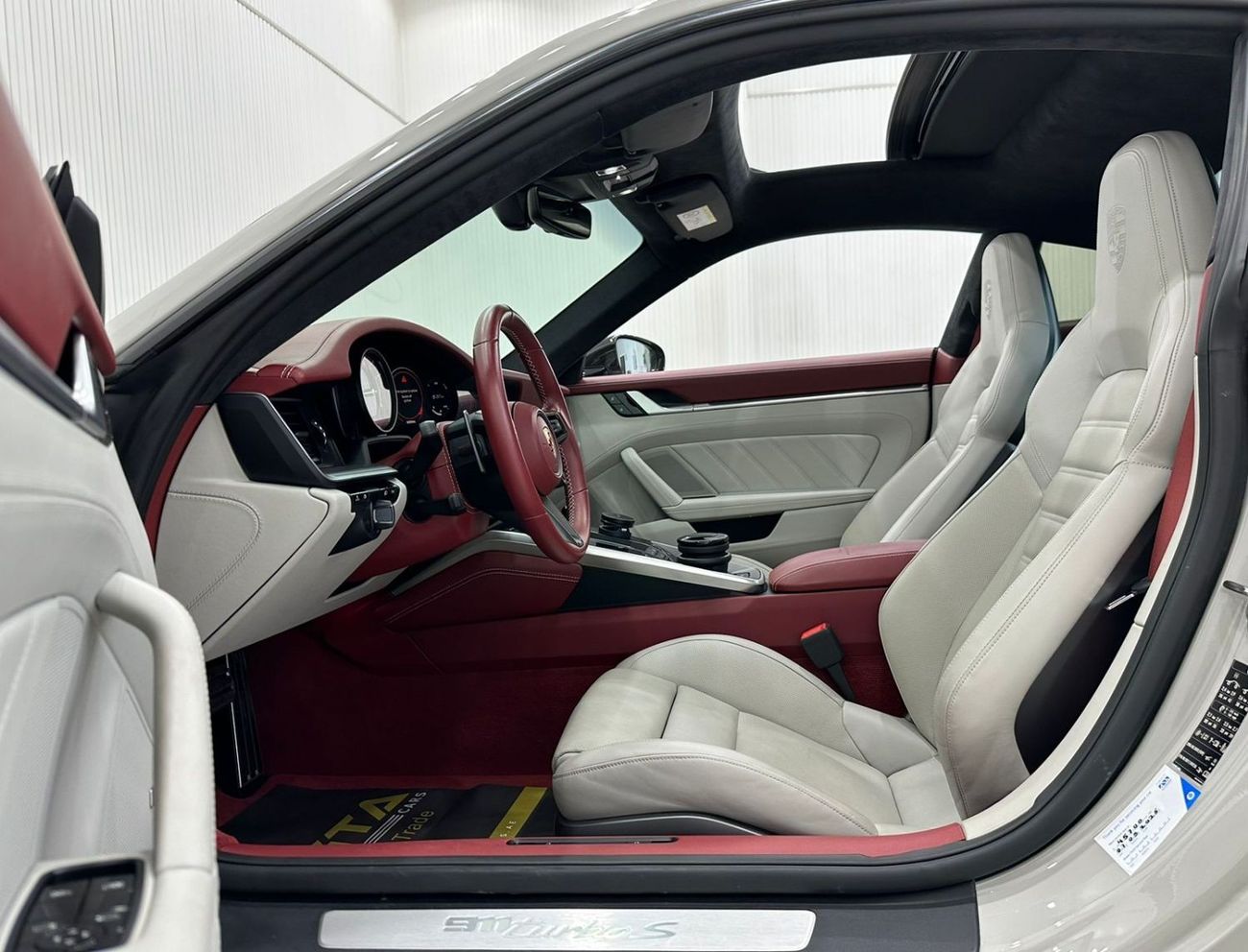 Porsche 911 2021 Porsche 911 Turbo S, Sep 2026 Porsche Warranty, Full Porsche Service Hsitory, GCC