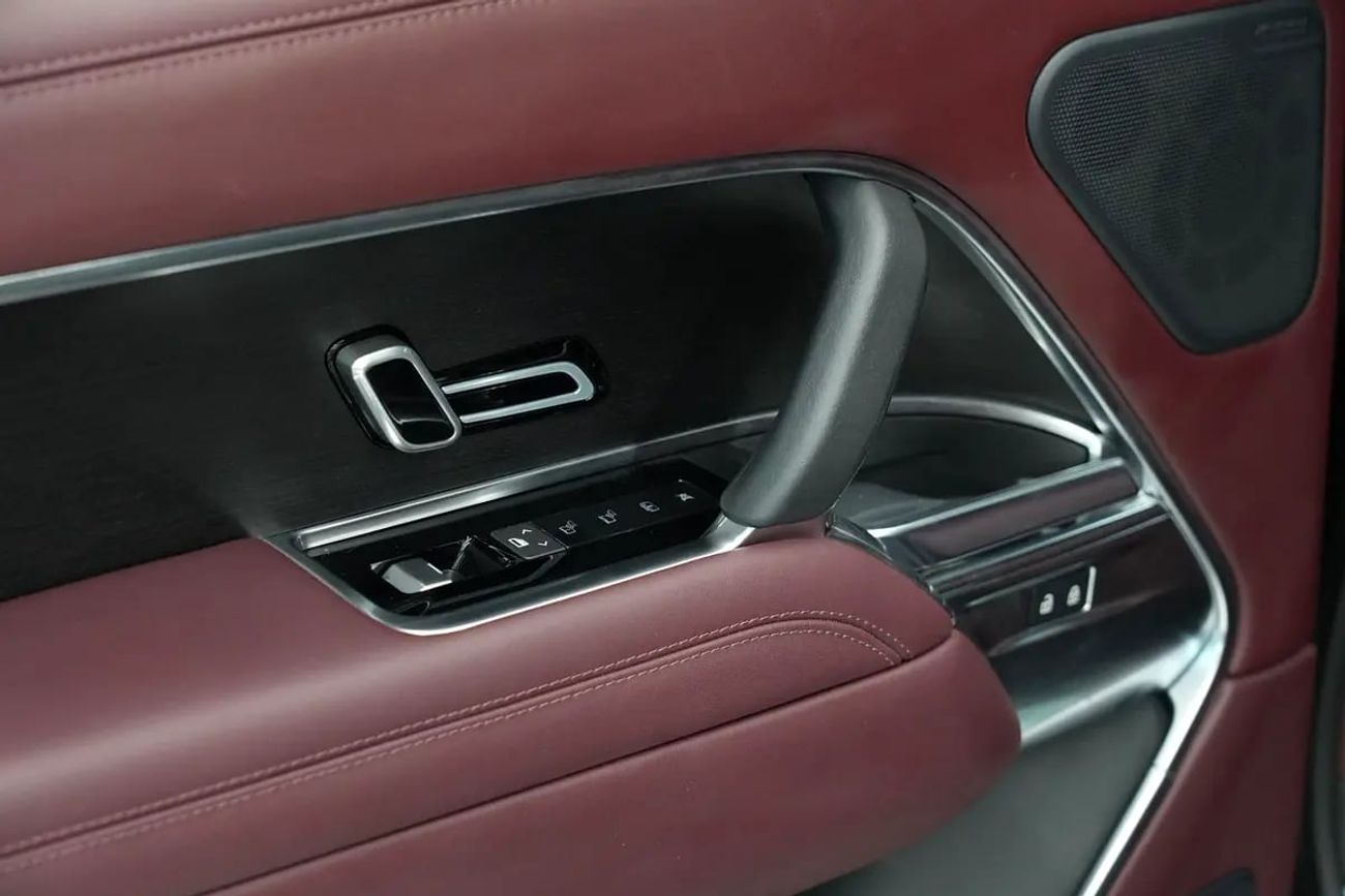 Land Rover Range Rover LWB HSE P530 4.4L P530 | GCC 49k km | V8 Agency Warranty | Service Contract History