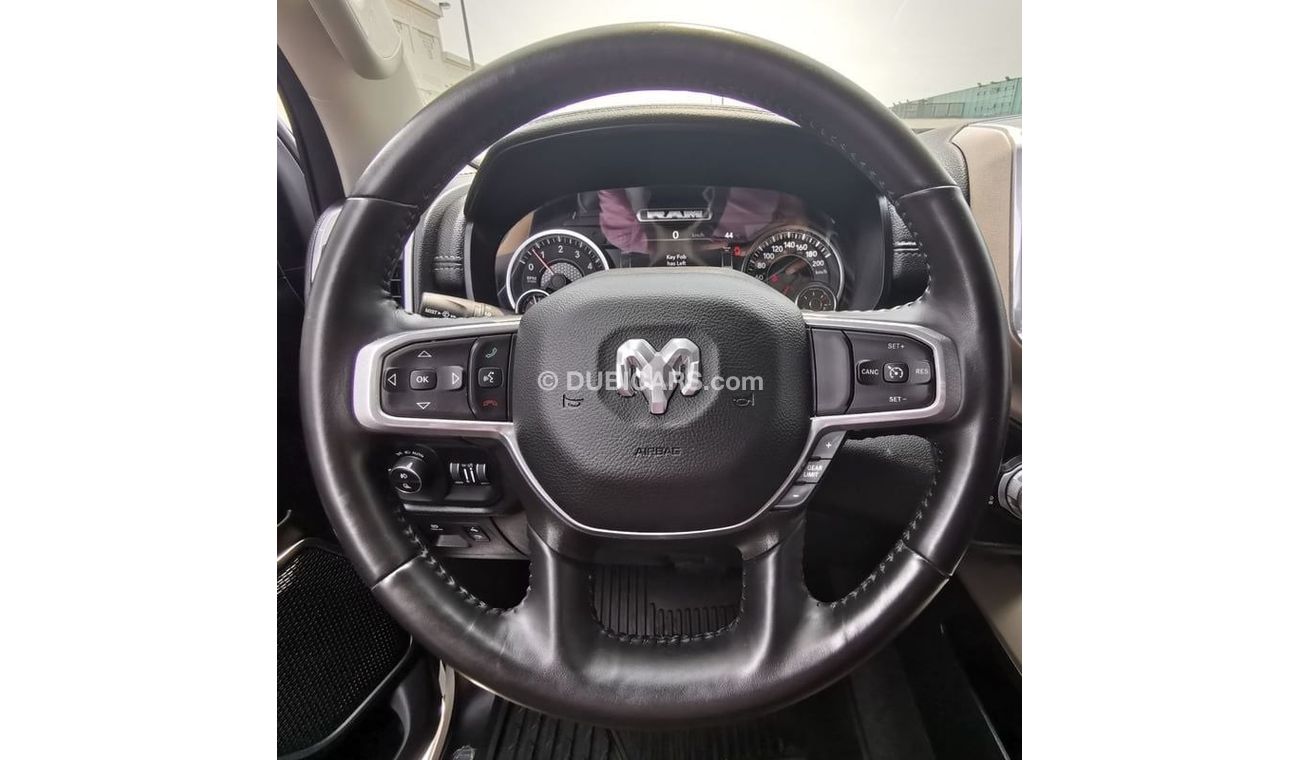 رام 1500 Dodge RAM Laramie - 2022 - White