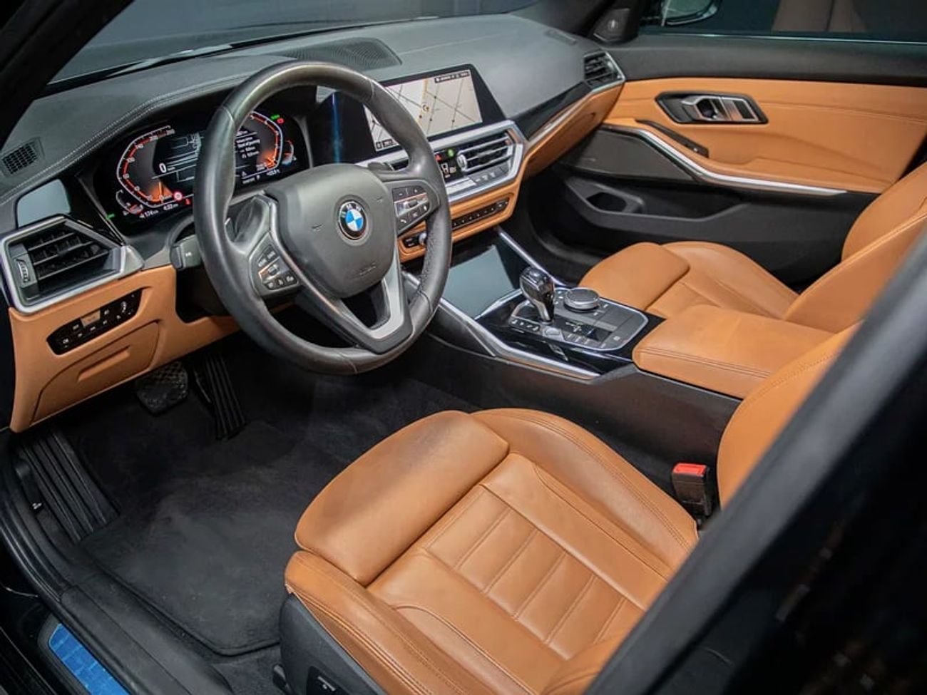 BMW 330i Luxury Line 2.0L