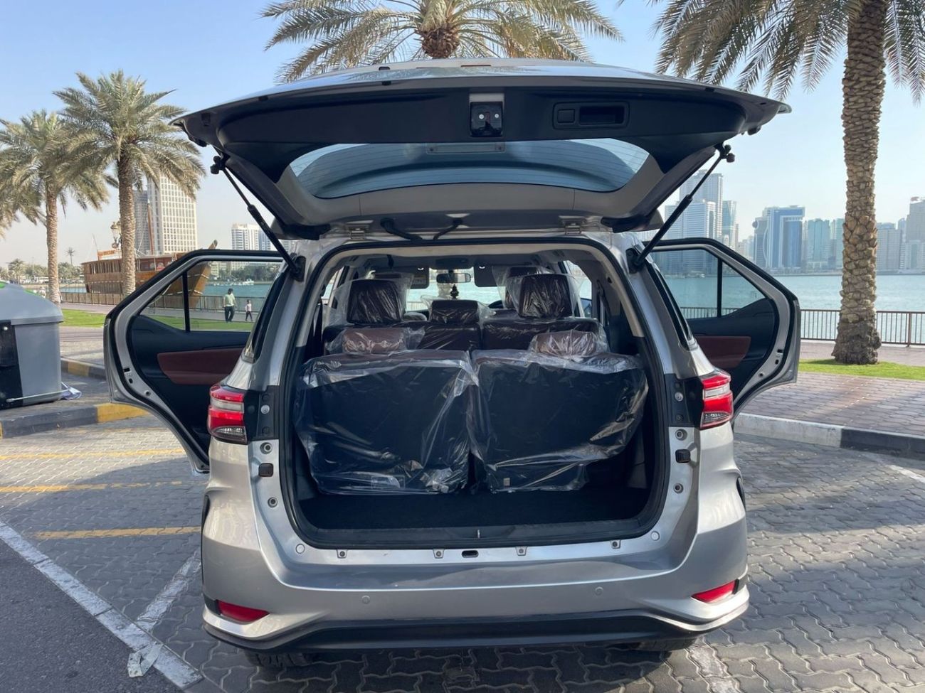 Toyota Fortuner Diesel ,2.8 Liter ,Right Hand Drive ,Automatic