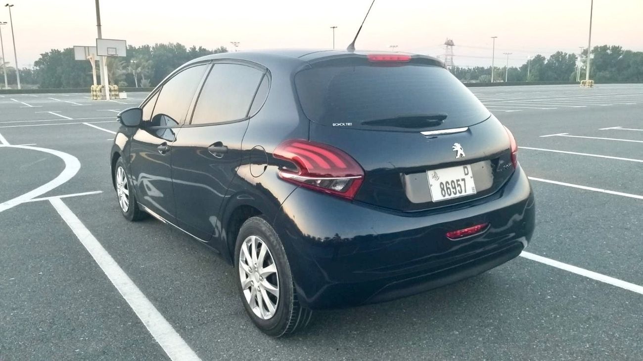 بيجو 208 اليور