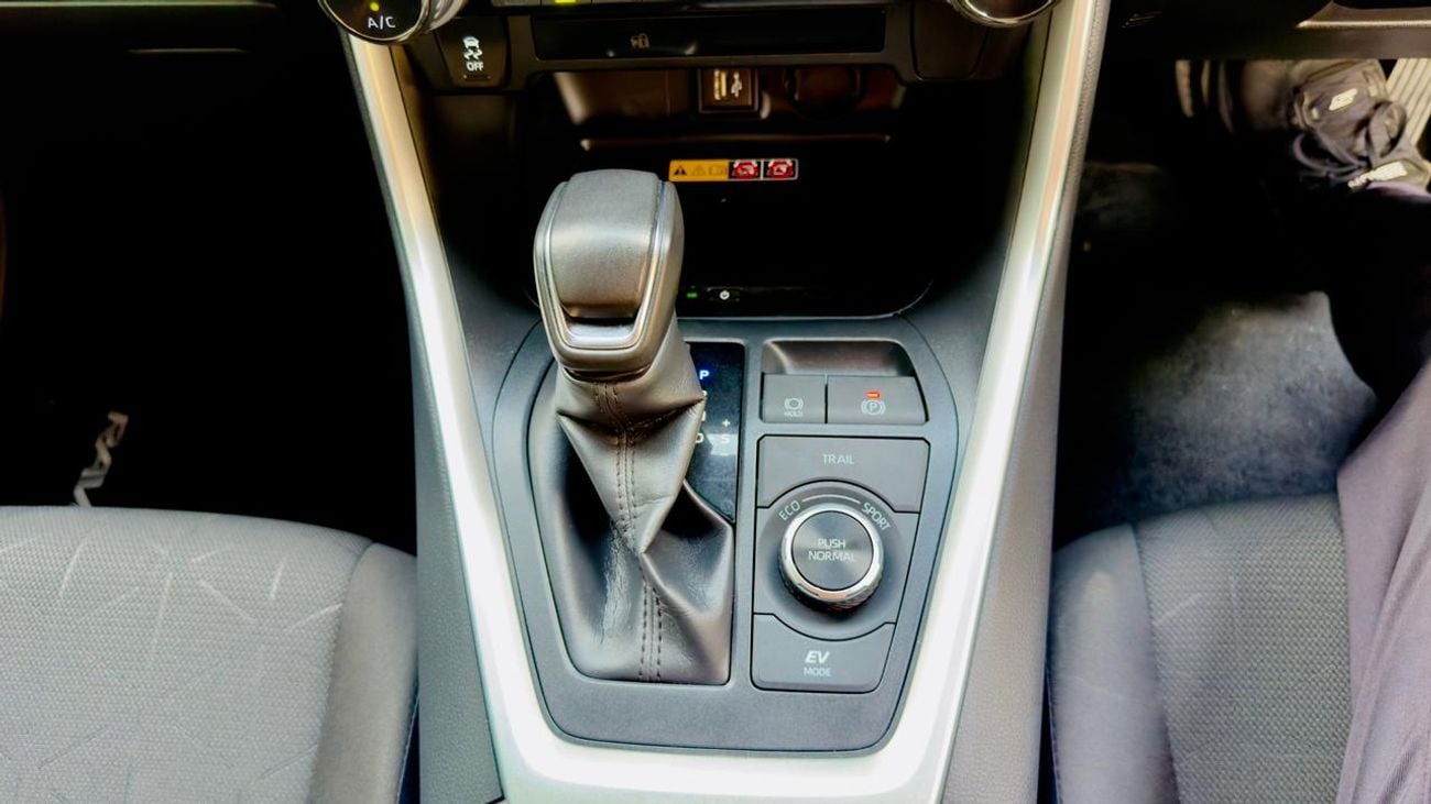 Toyota RAV4 HYBRID | BSM | BACK CAMERA | AUTOMATIC TRANSMISSION | 2.5L | DUAL EXHAUST PIPE | 2024