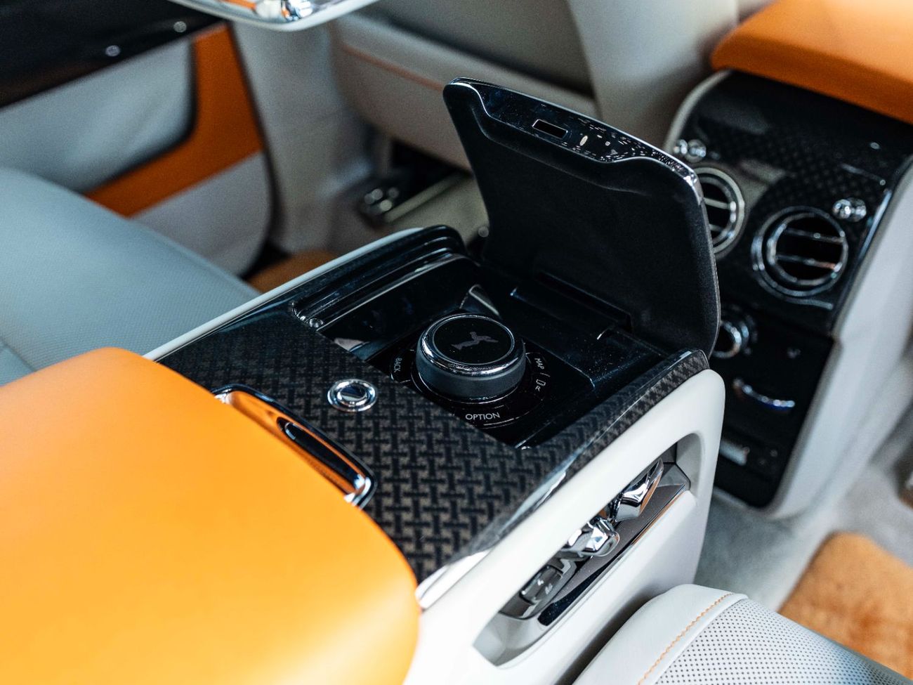 Rolls-Royce Cullinan Black Badge