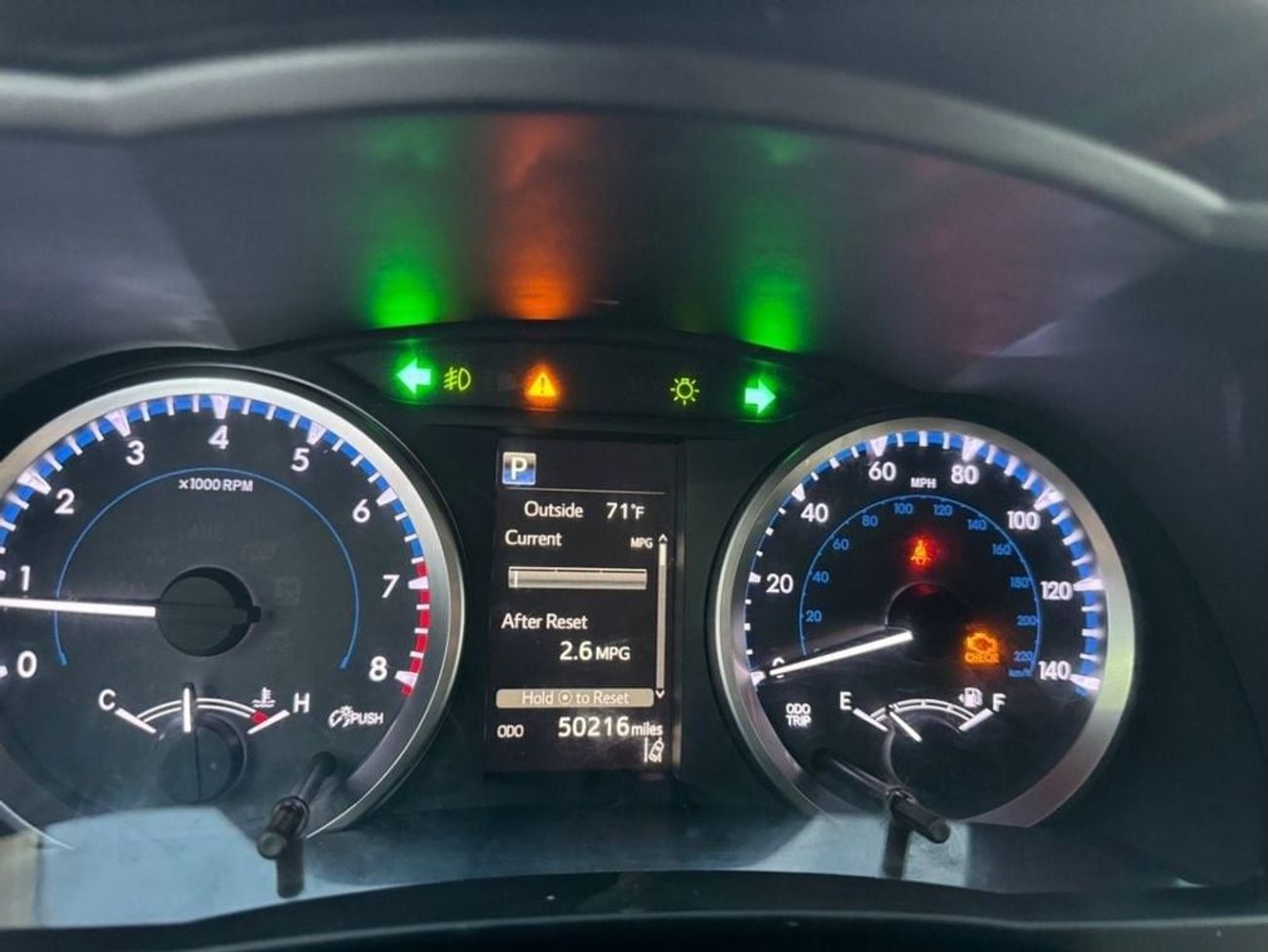 Toyota Highlander 2018 LE 4x4 MID OPTION V6 US SPEC