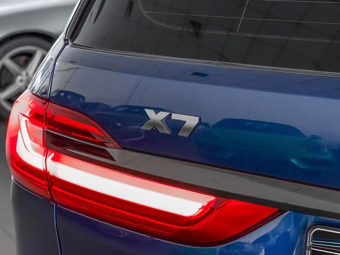 BMW X7 M50i 4.4L (530 HP) M50i 4.4L