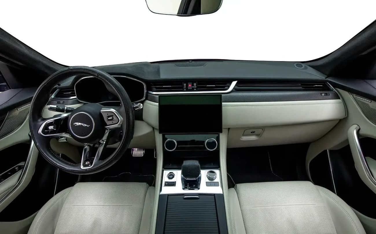 Jaguar F Pace - Euro Spec