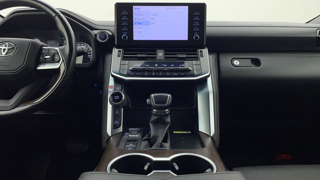 تويوتا لاند كروزر GXR 4 | بدون دفعة مقدمة | اختبار القيادة في المنزل