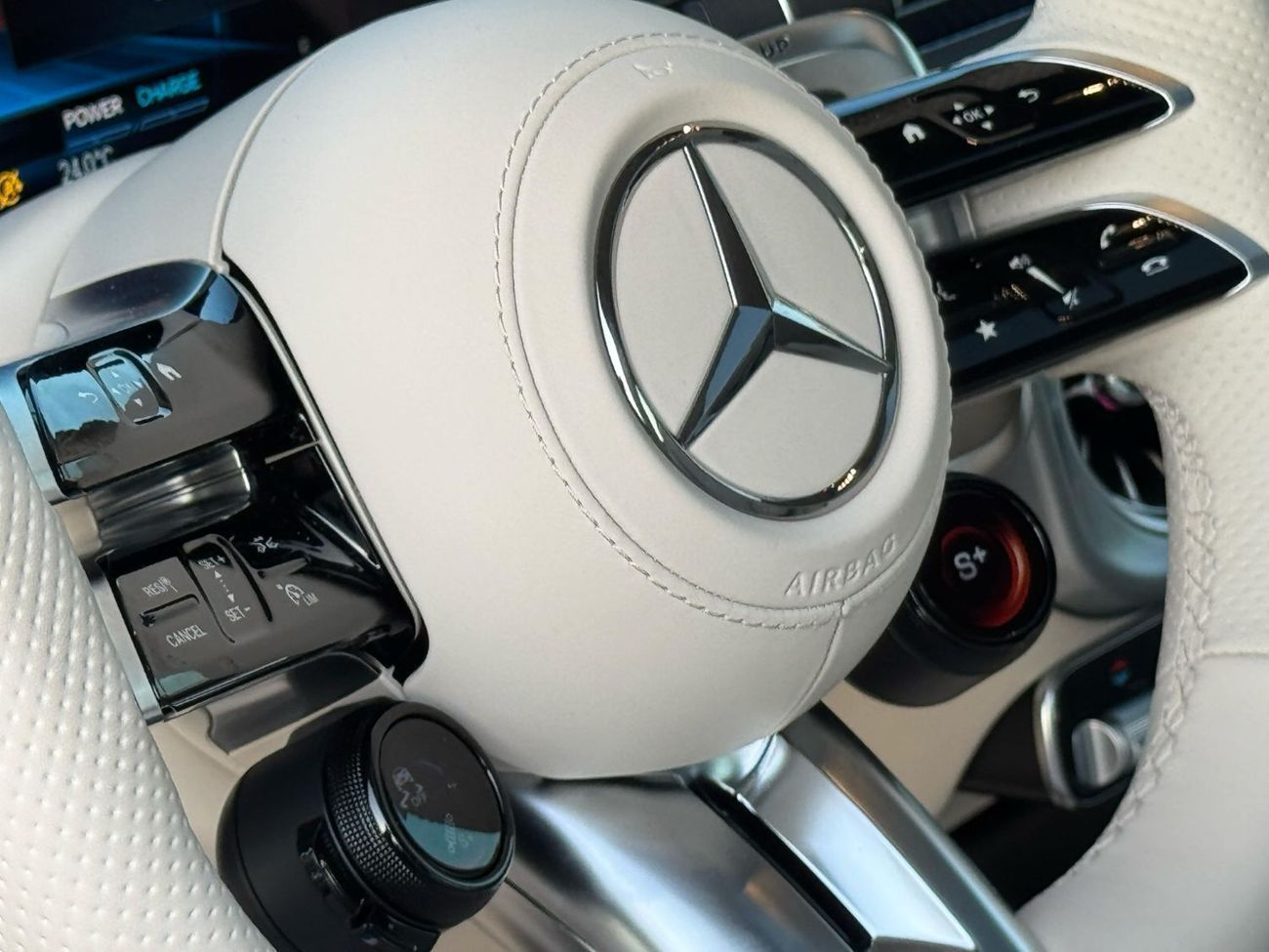 Mercedes-Benz G 63 AMG 4MATIC SUV **2025**GCC SPEC UNDER WARRANTY AND SERVICE CONTRACT