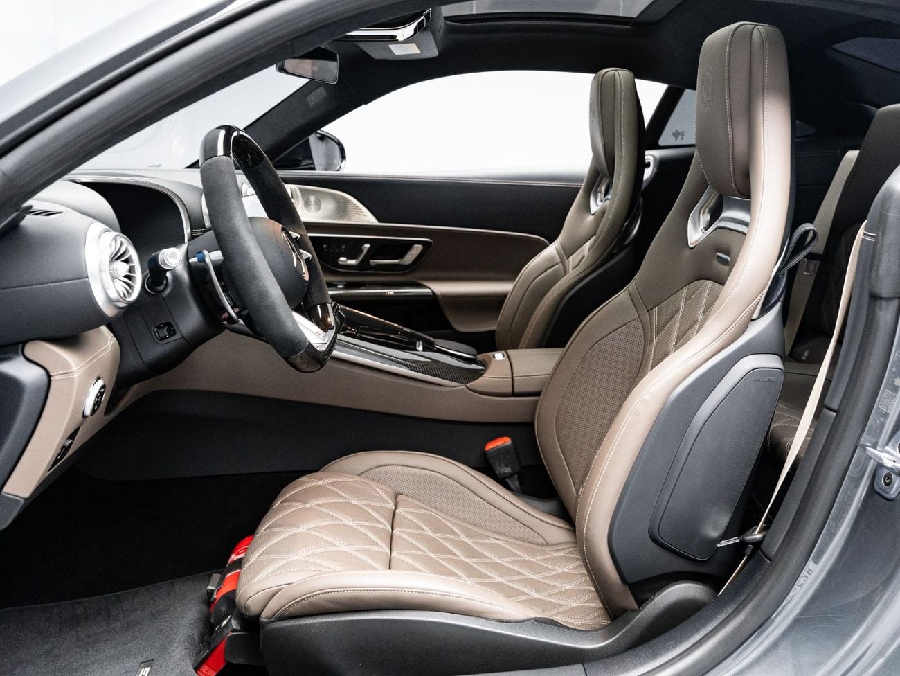 Mercedes-Benz AMG GT 63 4 Matic+ (2 Door) The BEST Ramadan Offer in the UAE - Limited Time Only, 2030 Warranty + Service, GC