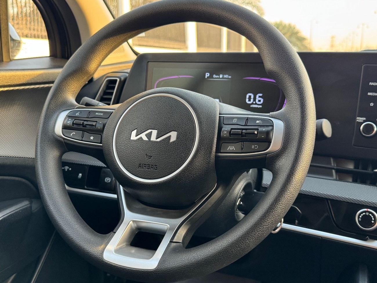 كيا سبورتيج LX 1.6L