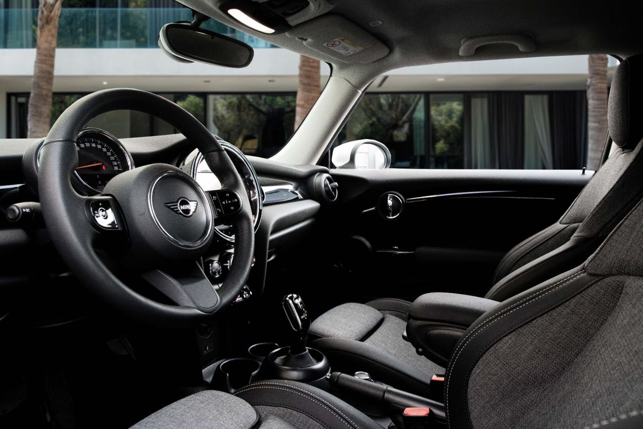 Mini Cooper Cooper | 1,763 P.M | 0% Downpayment | Agency Warranty