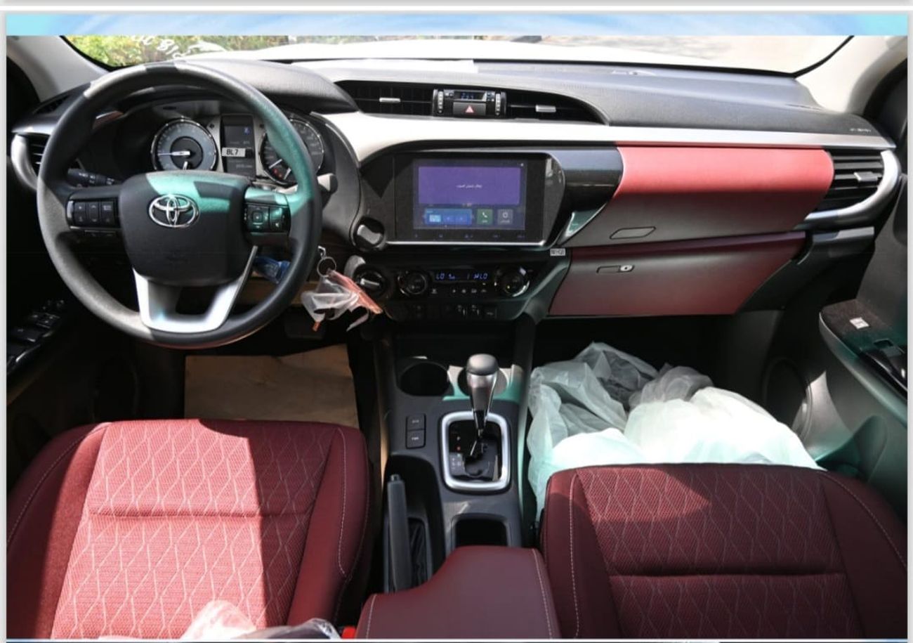 تويوتا هيلوكس Toyota Hilux Pic up DC AT 4WD 2.8L Diesel SR5- 2026 - White