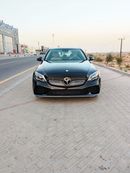 Mercedes Benz C300 low milage