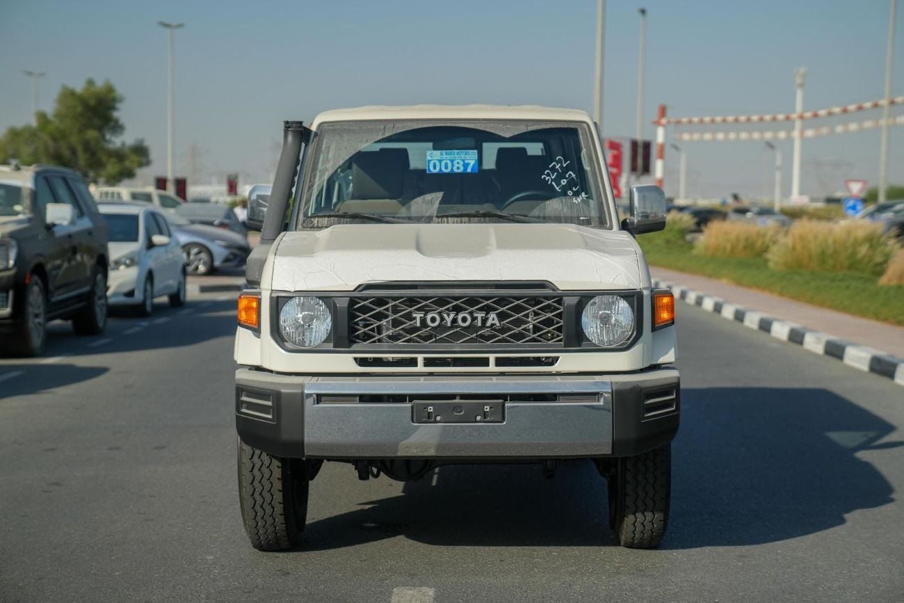 تويوتا لاند كروزر 70 LC76 DX TOYOTA LC76 2.8L T/DSL-E M/T
