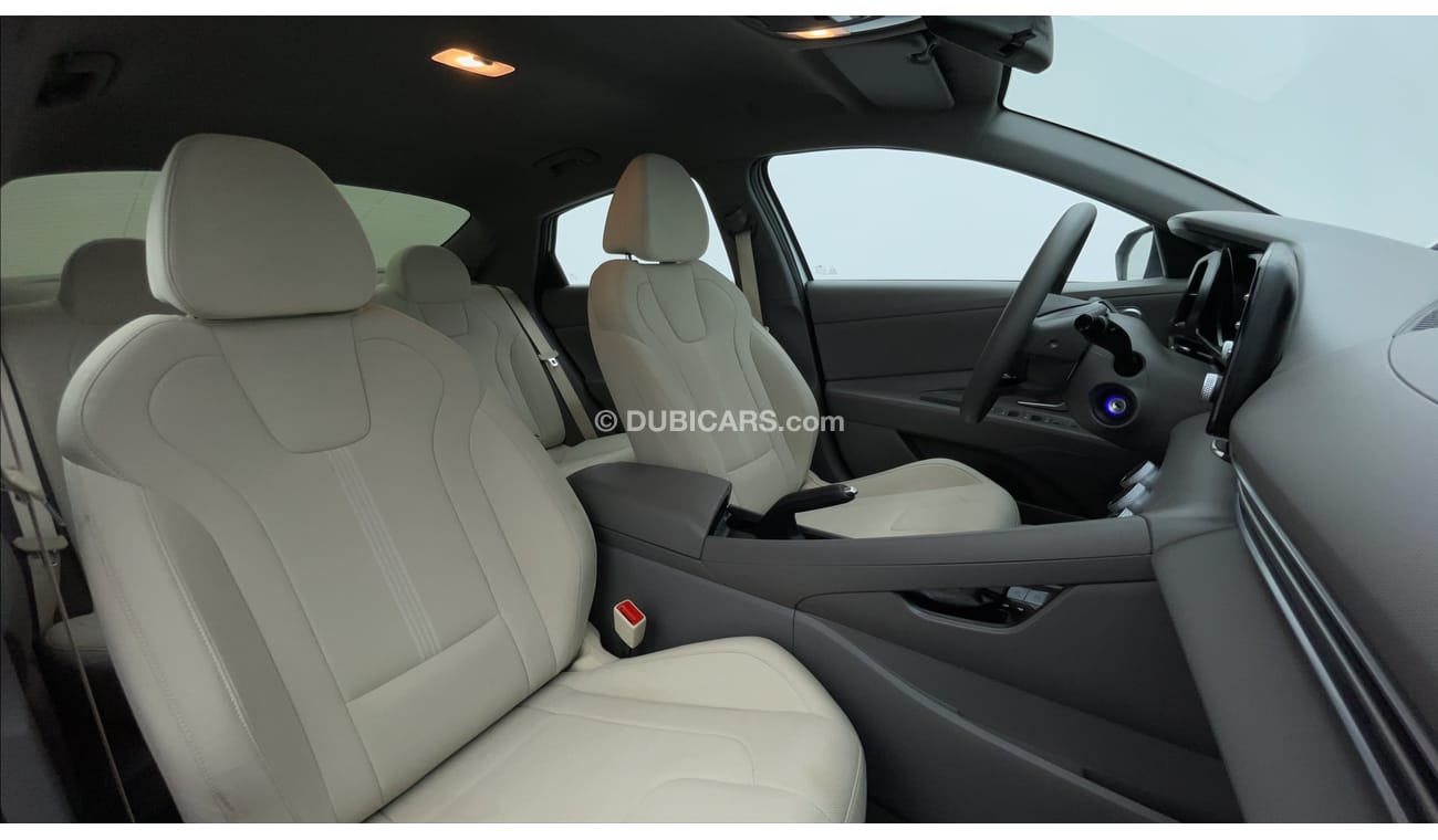 Hyundai Elantra COMFORT 1.6 | Zero Down Payment | Free Home Test Drive