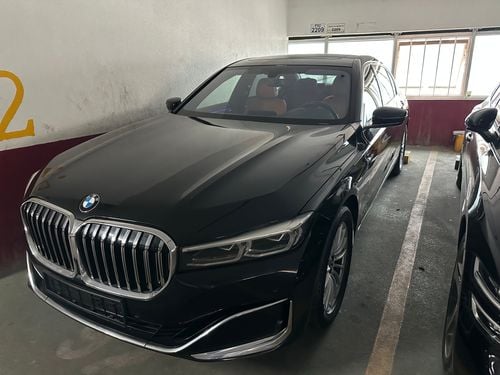 بي أم دبليو 730Li