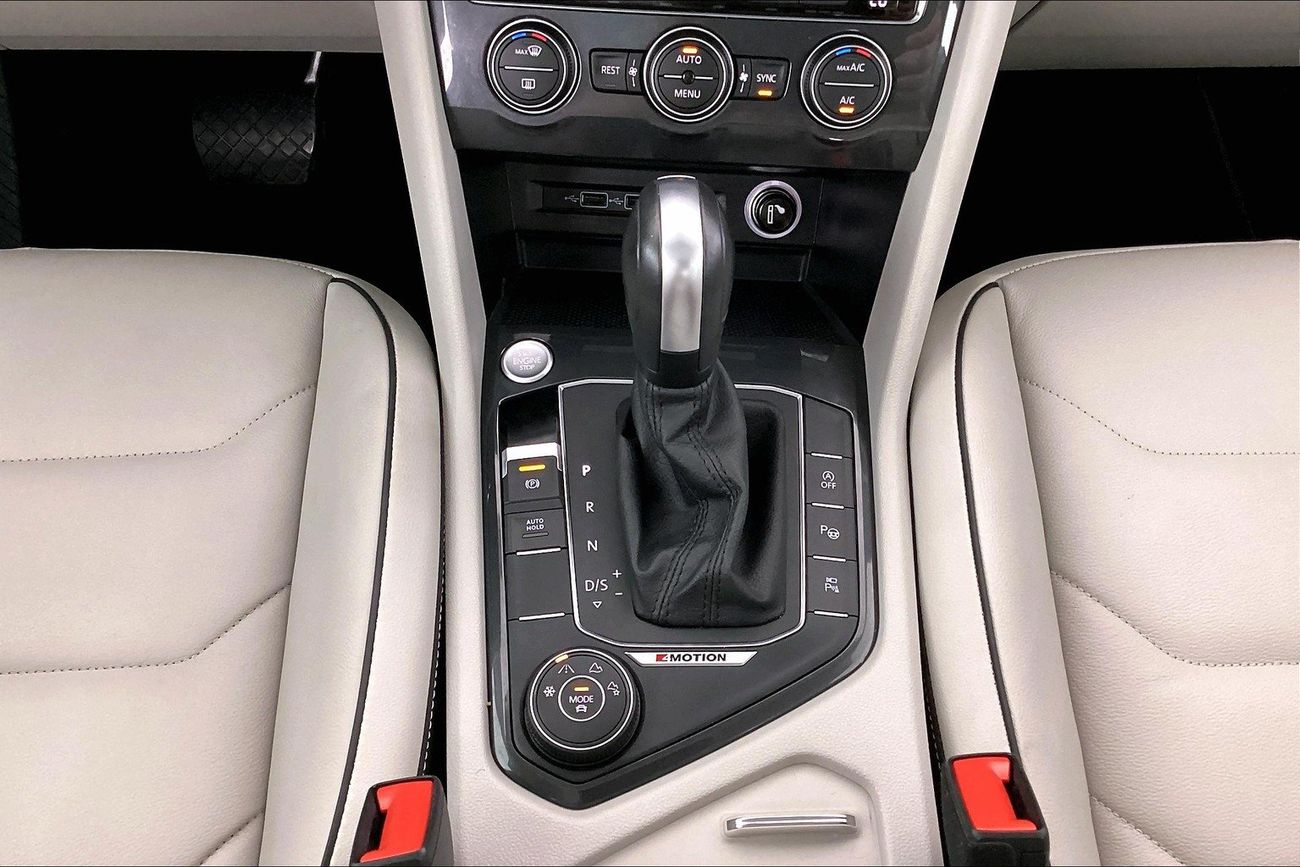 فولكس واجن تيجوان SEL | شامل الضمان | 0 ﺪﻔﻋﺓ ﺃﻮﻟﻯ