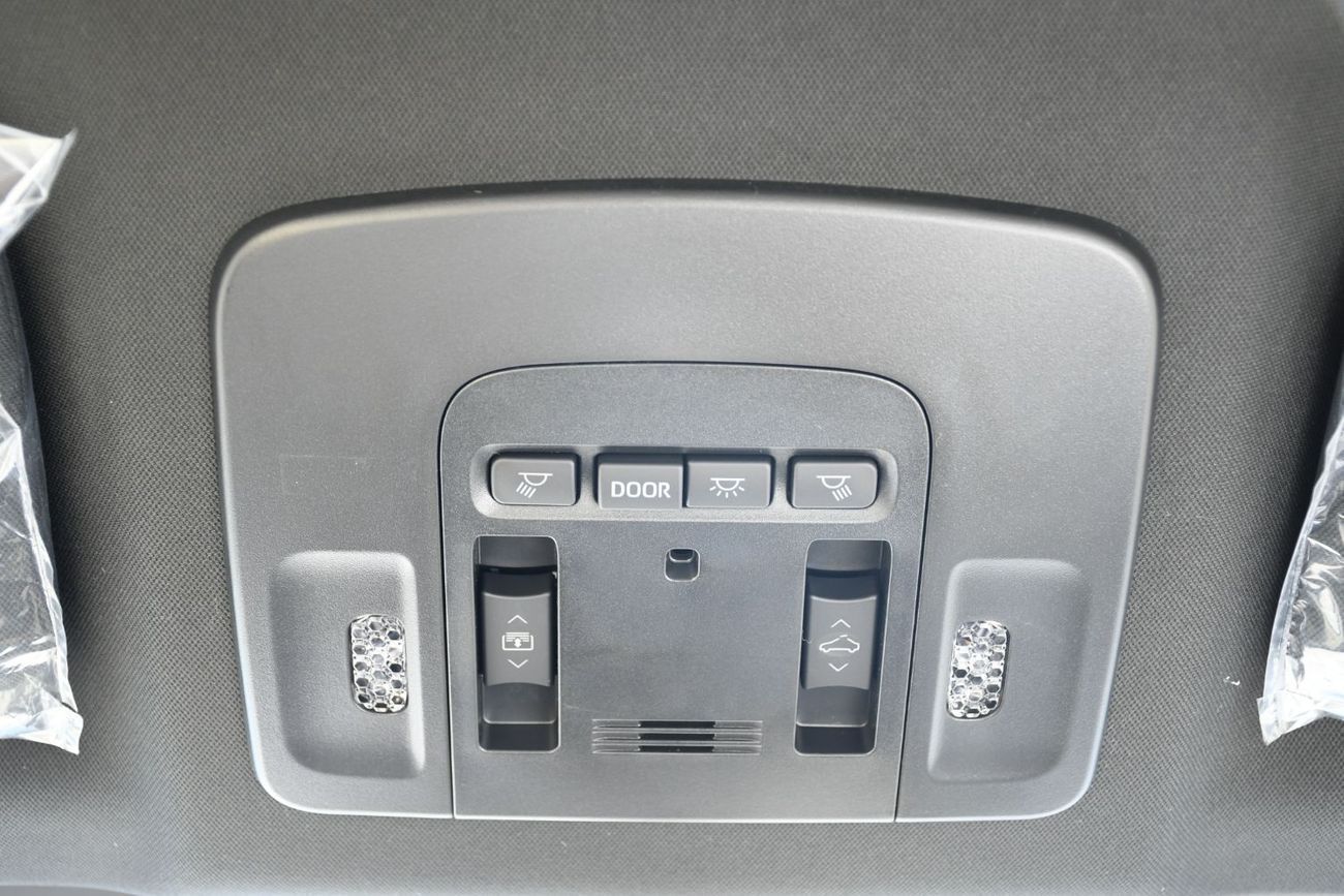 تويوتا كامري 2.5L LE HEV With Panoramic (Ready Stock)