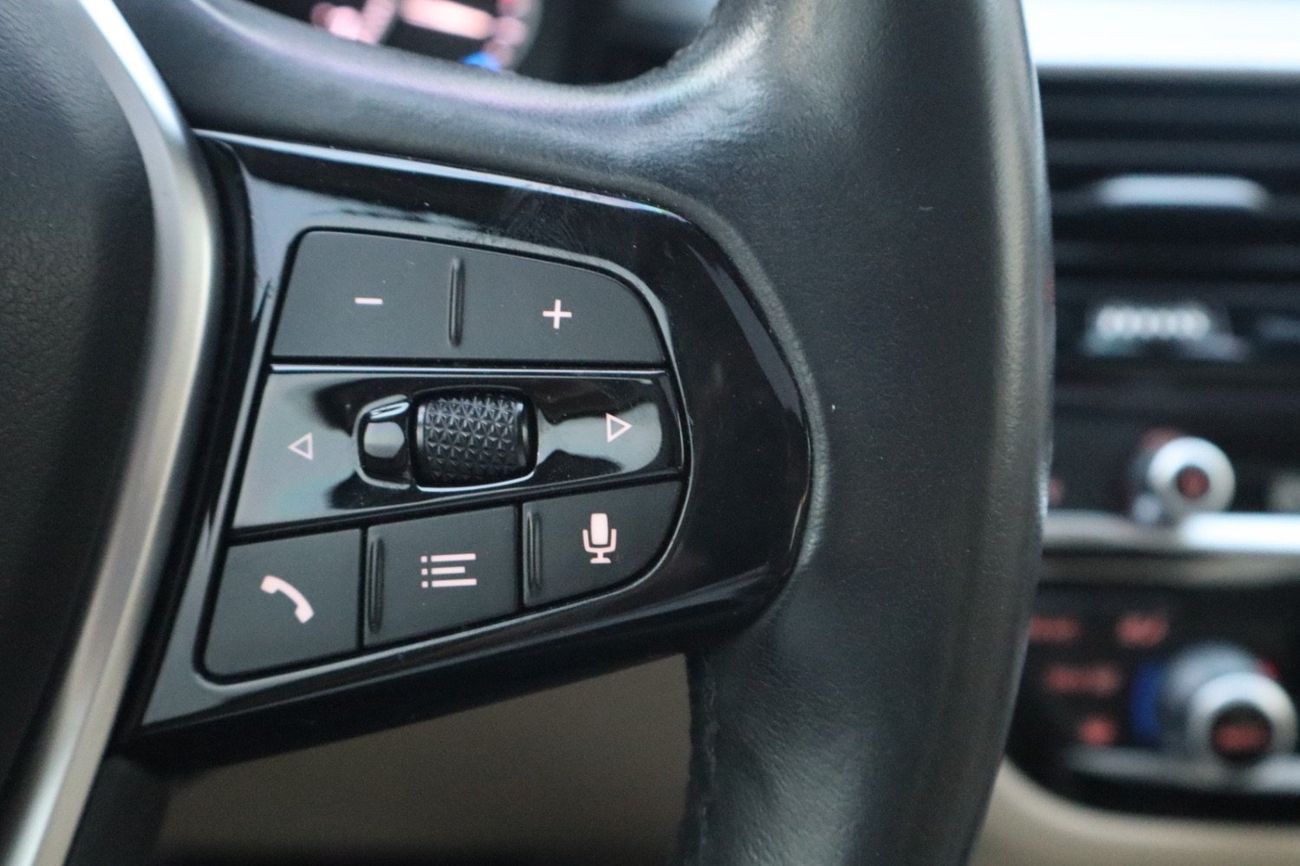 بي أم دبليو 520i Executive 1.6L