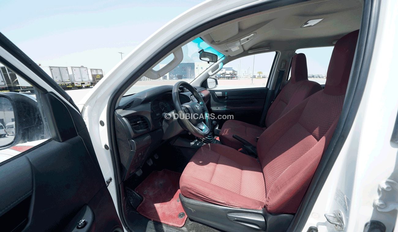 Toyota Hilux DC 4x4 2.7cc Manual transmission, with power window 2017 for sale(91208)