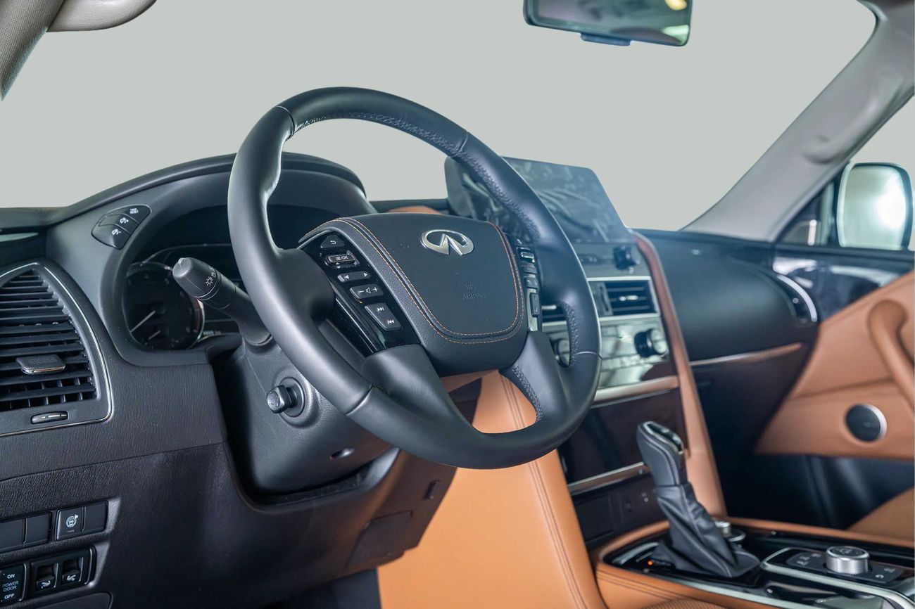إنفينيتي QX80 LUXE 5.6