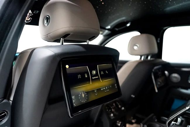 Rolls-Royce Ghost Rolls Royce Ghost Black Badge 6.6L BLACK BADGE DELIVERY MILEAGE STARLIGHT REAR TVS CARBON, миниатюра 30