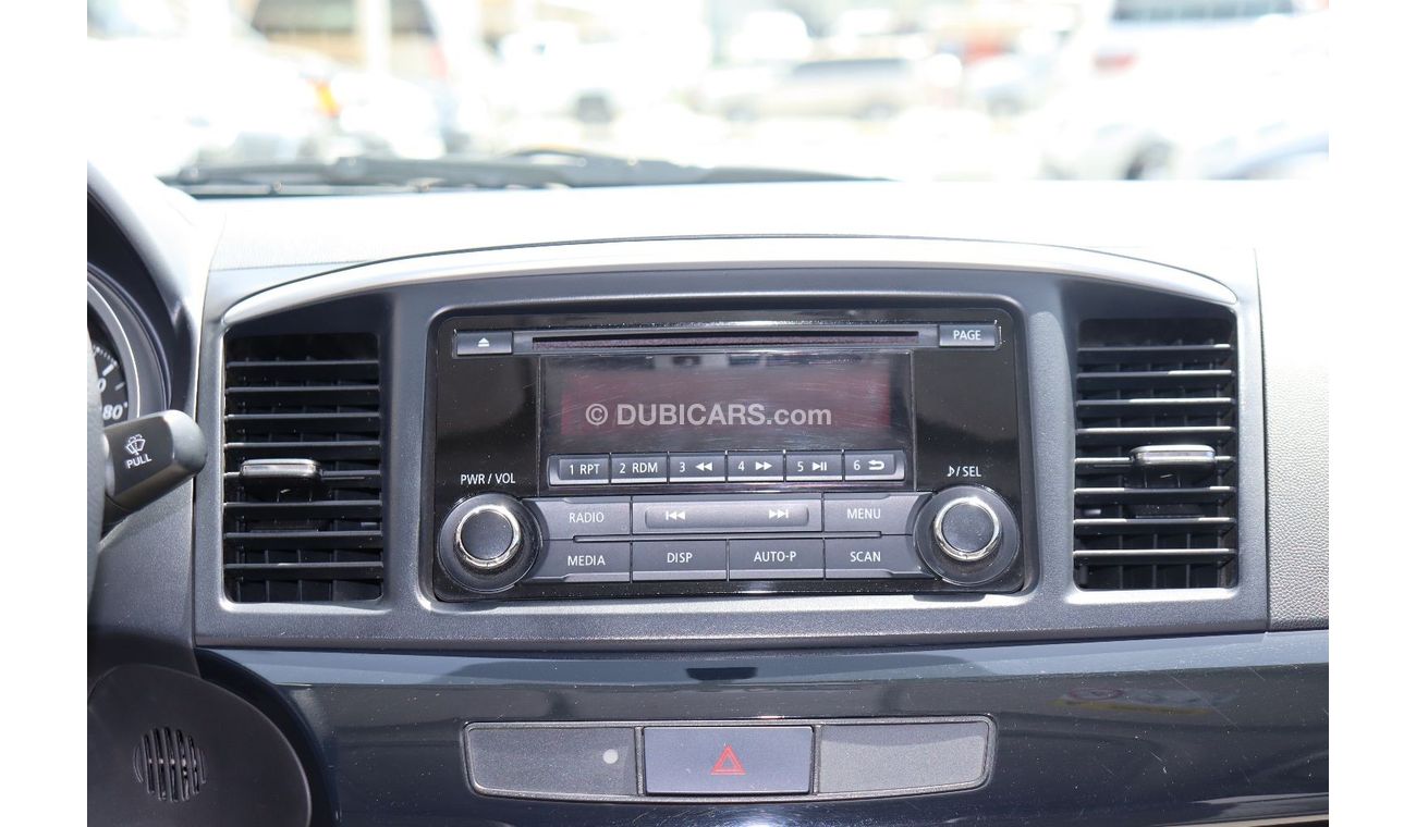 Mitsubishi Lancer GLX Low Mitsubishi Lancer /2015 /GCC / Original Paint /1.6L