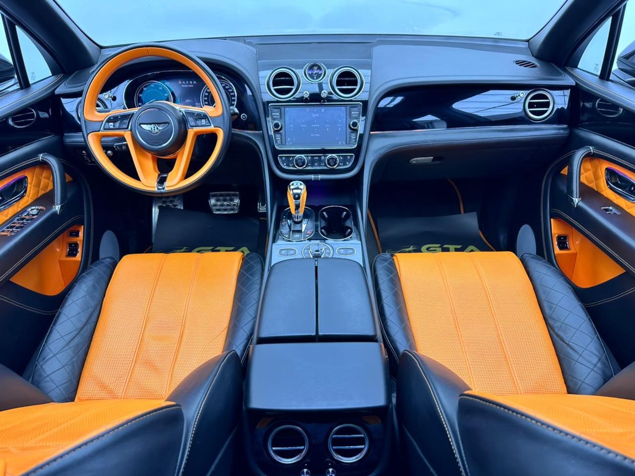 بنتلي بينتايجا 2018 Bentley Bentayga W12, 1 Year Unlimited KM Warranty, Excellent Condition, GCC