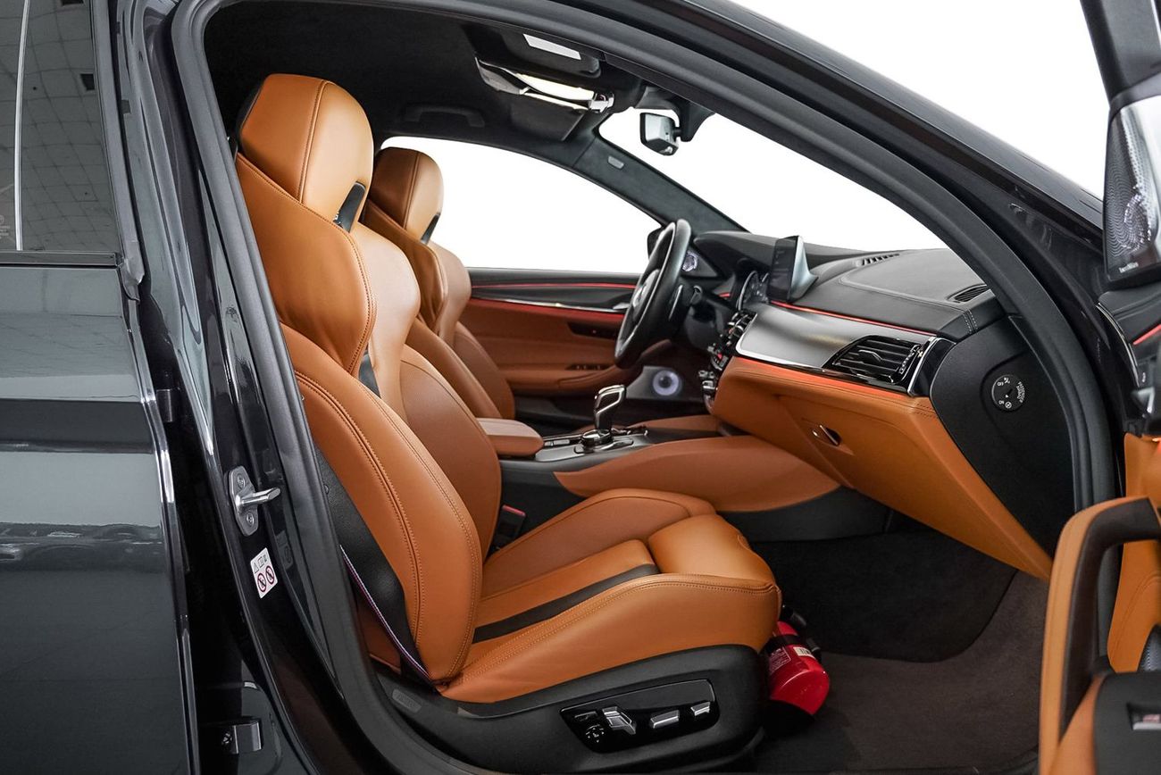 BMW M5 Competition 4.4L (617 HP)