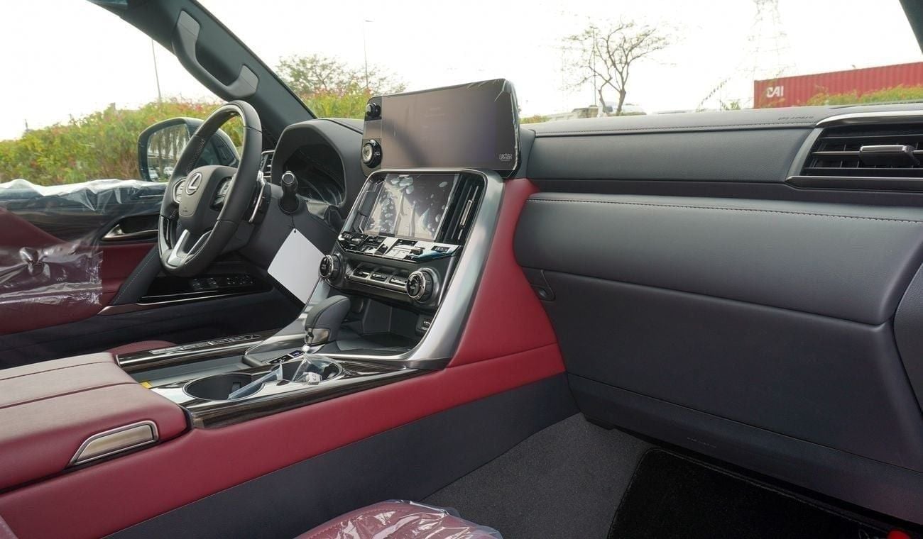 Lexus LX 700h Signature