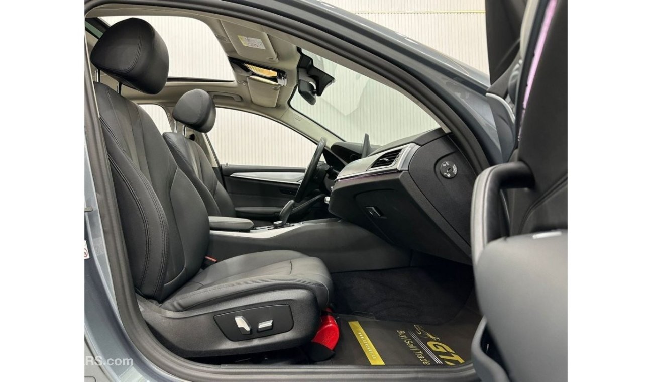 بي أم دبليو 520i Std 2020 BMW 520i, August 2024 BMW Warranty + Service Pack, Low Kms, GCC