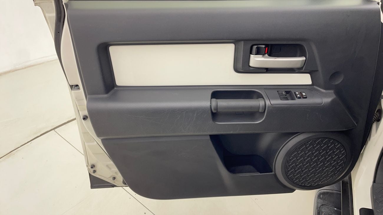 تويوتا إف جي كروزر 2021 GXR | AED 1716/Month | 0 DP | 30 Day Return | Warranty | Service History