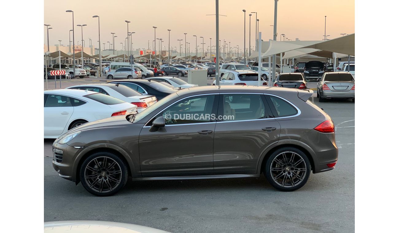 Porsche 718 Cayman Porsche Cayenne S 2012