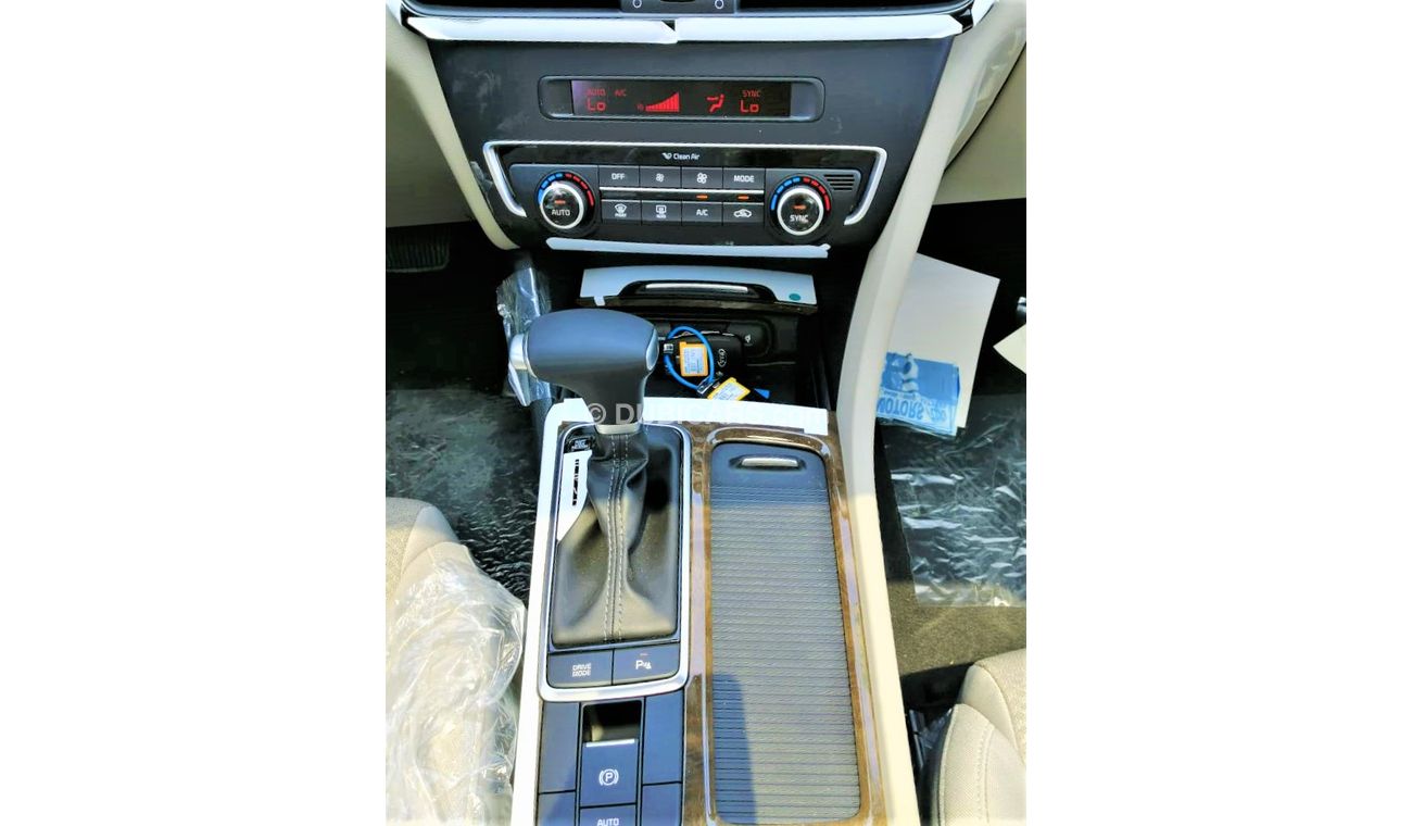 Kia Optima 2.4 WITH SUN ROOF