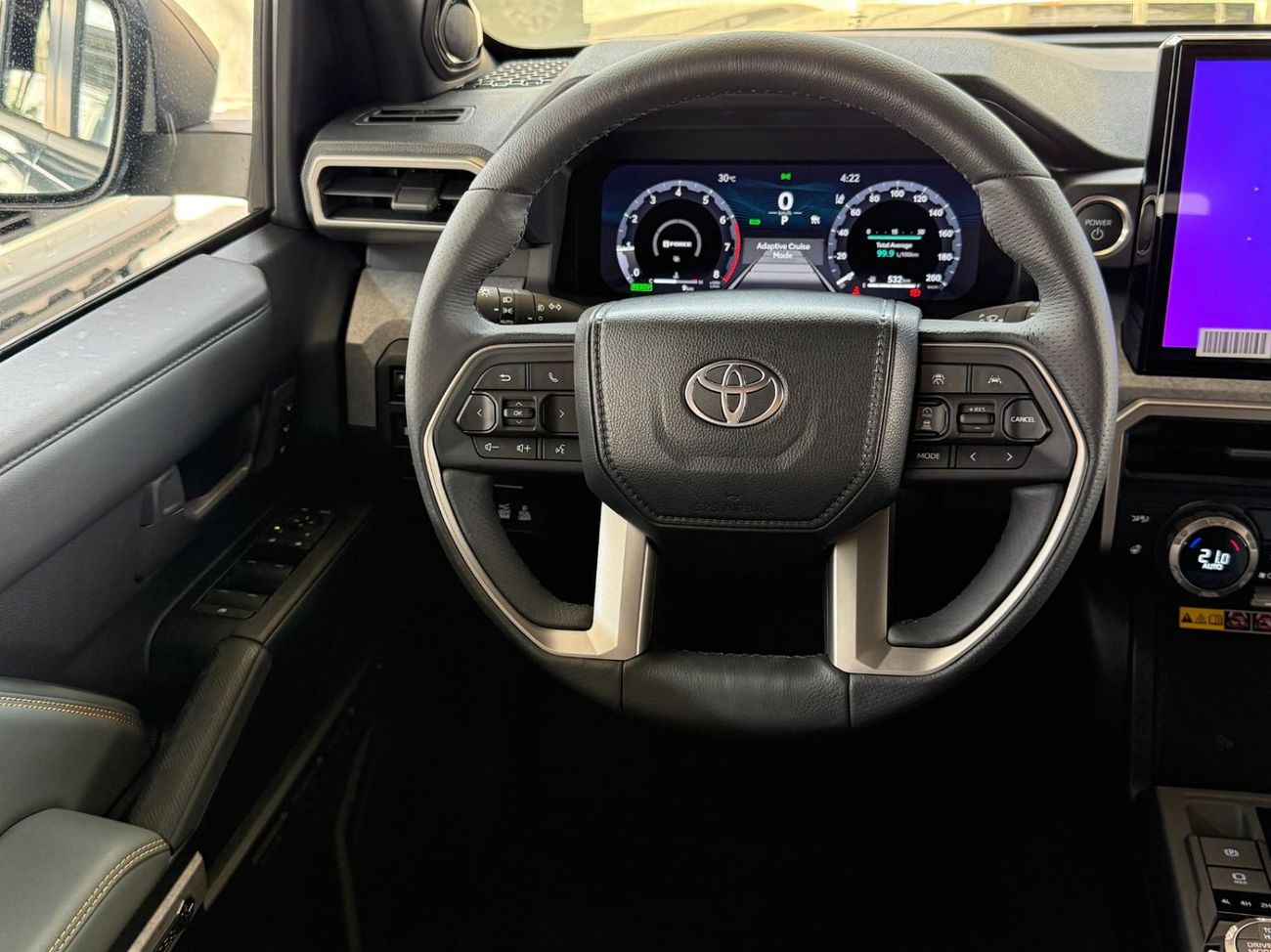 تويوتا Runner4 TRAILHUNTER 2.4 IFORCE-MAX HYBRID