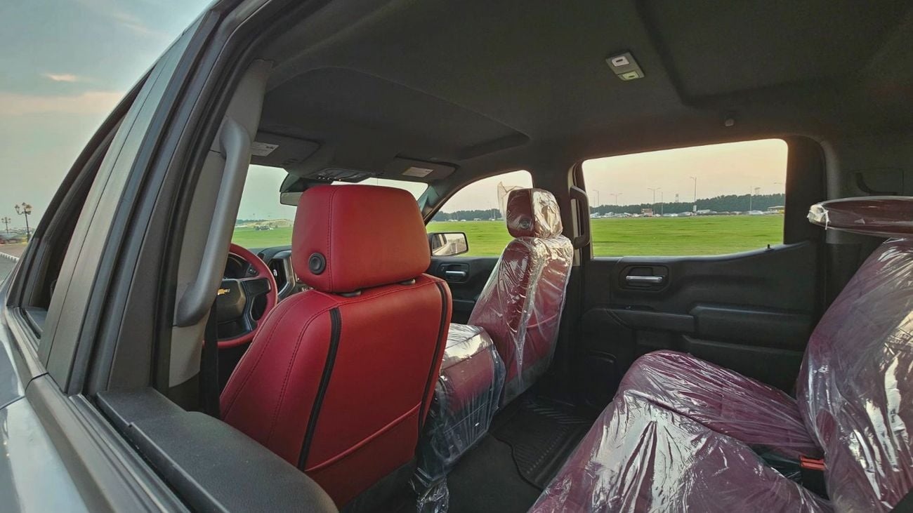 Chevrolet Silverado Custom K1500