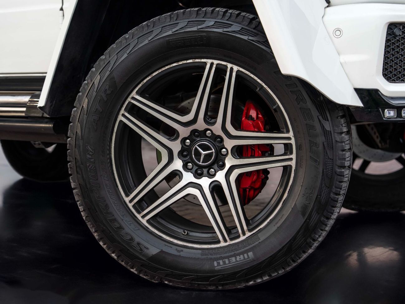 مرسيدس بنز G 63 AMG Std 5.5L