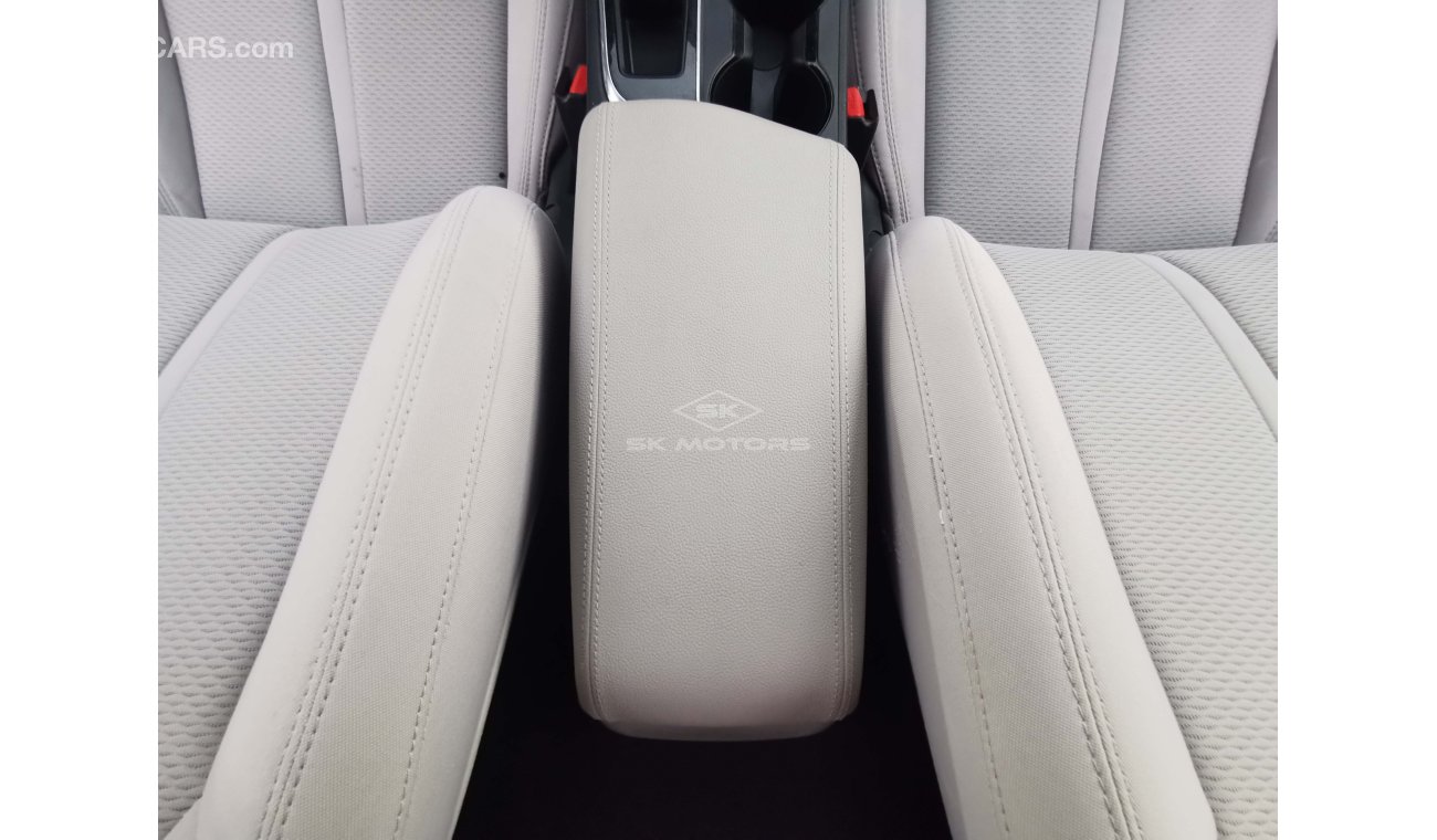 Hyundai Sonata 2.4L Petrol, Alloy Rims, DVD Camera, Bluetooth, Fabric Seats, (LOT # 8562)
