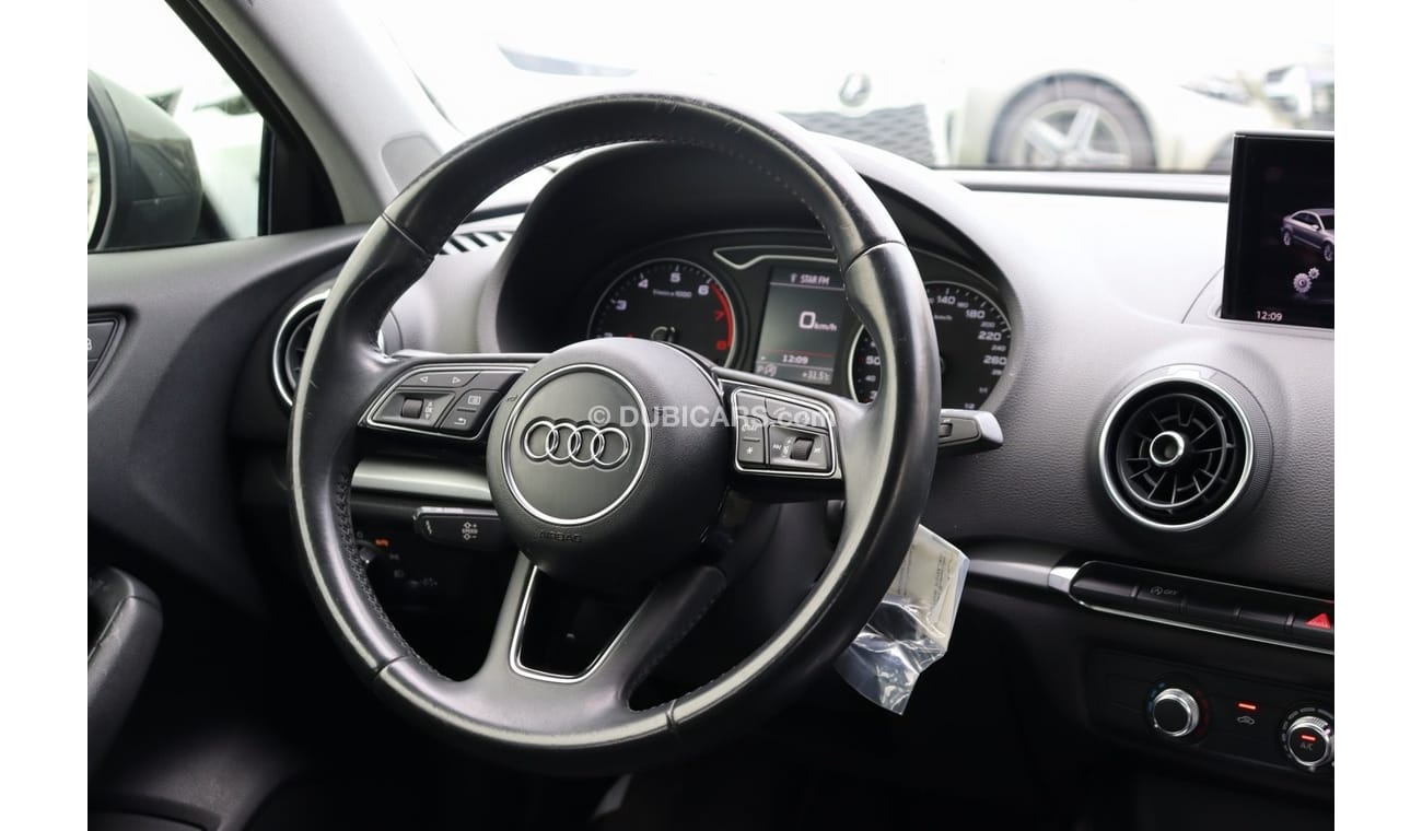 أودي A3 Audi A3 30 TFSI /GCC / 2017/ Free Accident