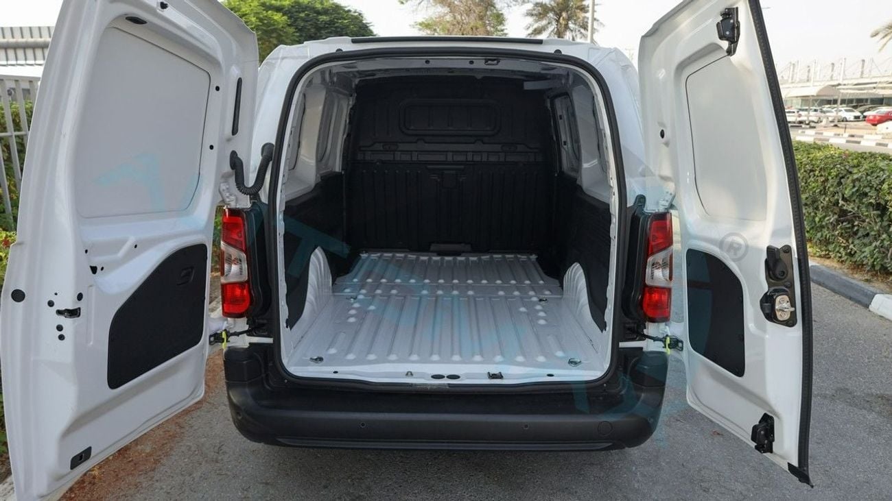 Fiat Doblo (For Export , НА ЭКСПОРТ) L2 Van 1.6L FWD 2025 GCC Без пробега