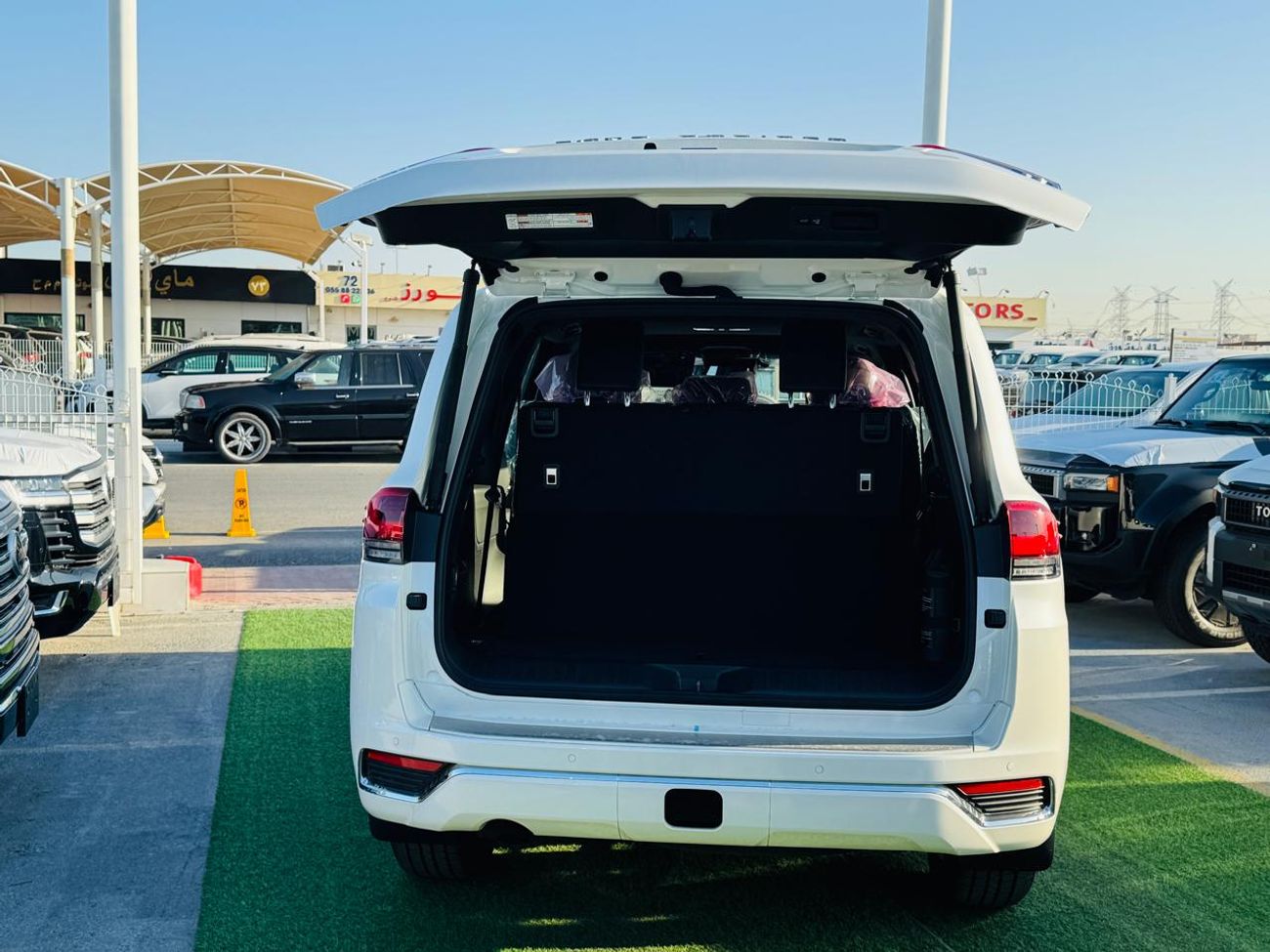 Toyota Land Cruiser TOYOTA LAND CRUISER (300 SERIES) VX 3.5L  WHITE 2026