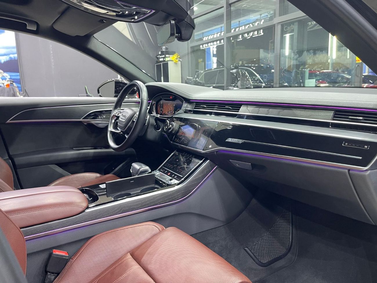 Audi A8 L 55 TFSI quattro Full Option 3.0L