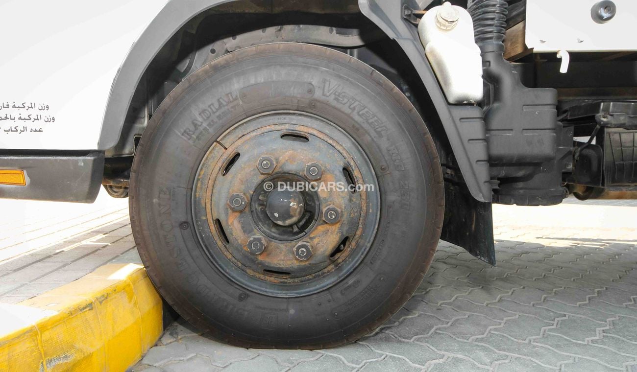 ميتسوبيشي فوسو كانتير