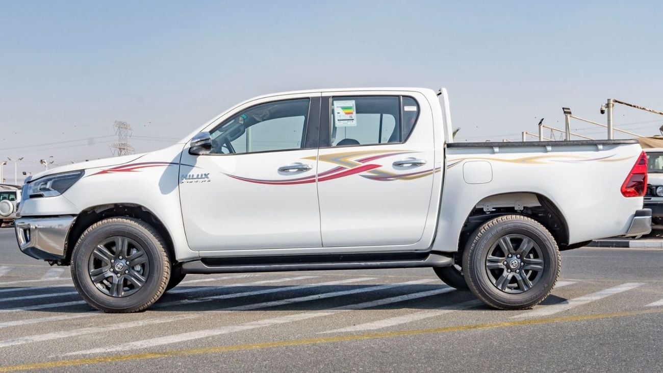 Toyota Hilux 2025 Toyota Hilux SR5 DC 4x4 2.7L Petrol AT (White)
