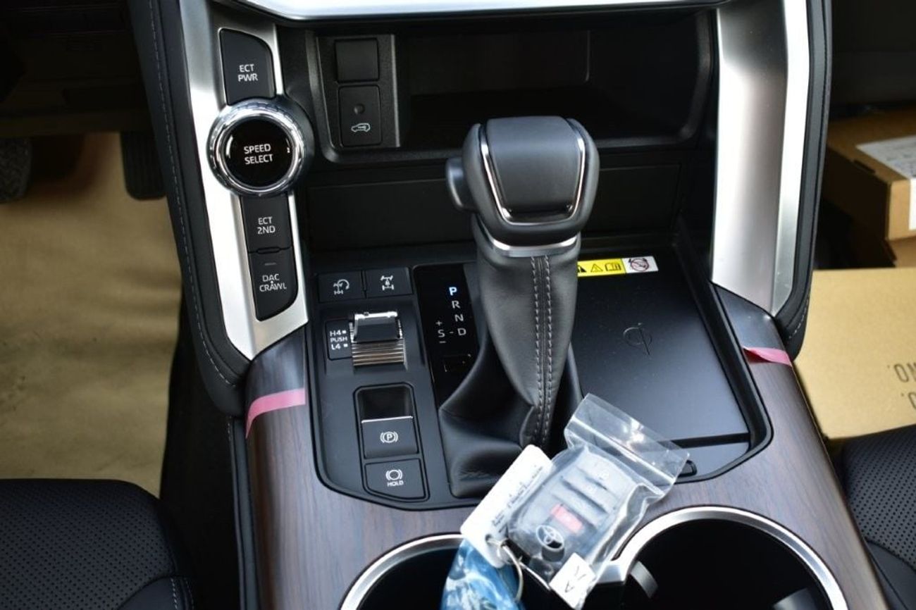 تويوتا لاند كروزر 2025 MODEL TOYOTA LAND CRUISER GXR+ v6 4.0L PETROL 7 SEAT AUTOMATIC