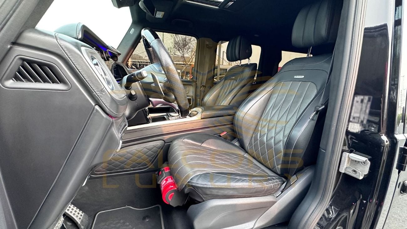 Mercedes Benz G63 AMG MANUFAKTUR EXCLUSIVE PLUS Mercedes-Benz G-Class 2021 G 63 AMG GCC Specs ORIGINAL PAINT
