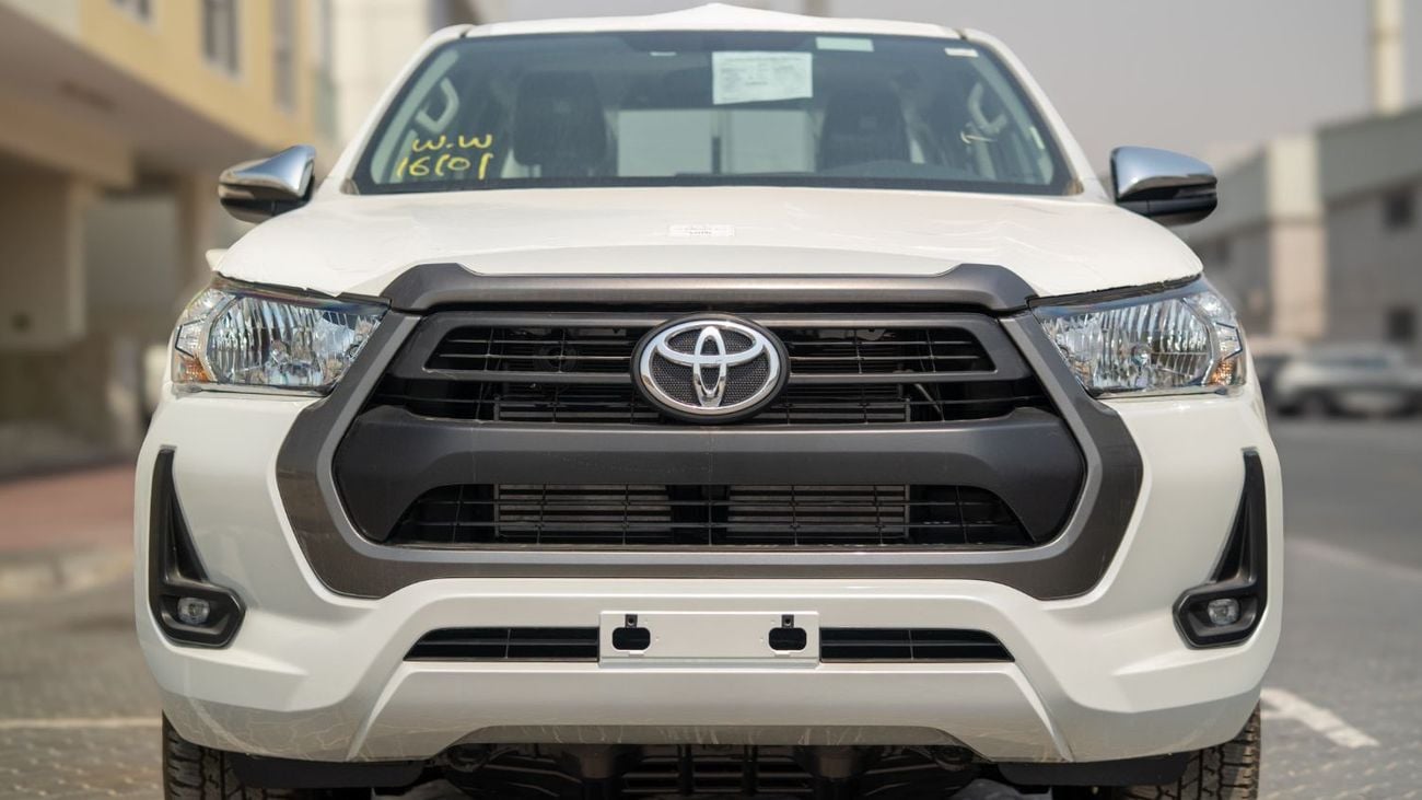 Toyota Hilux S GLX 2.4L AWD M/T